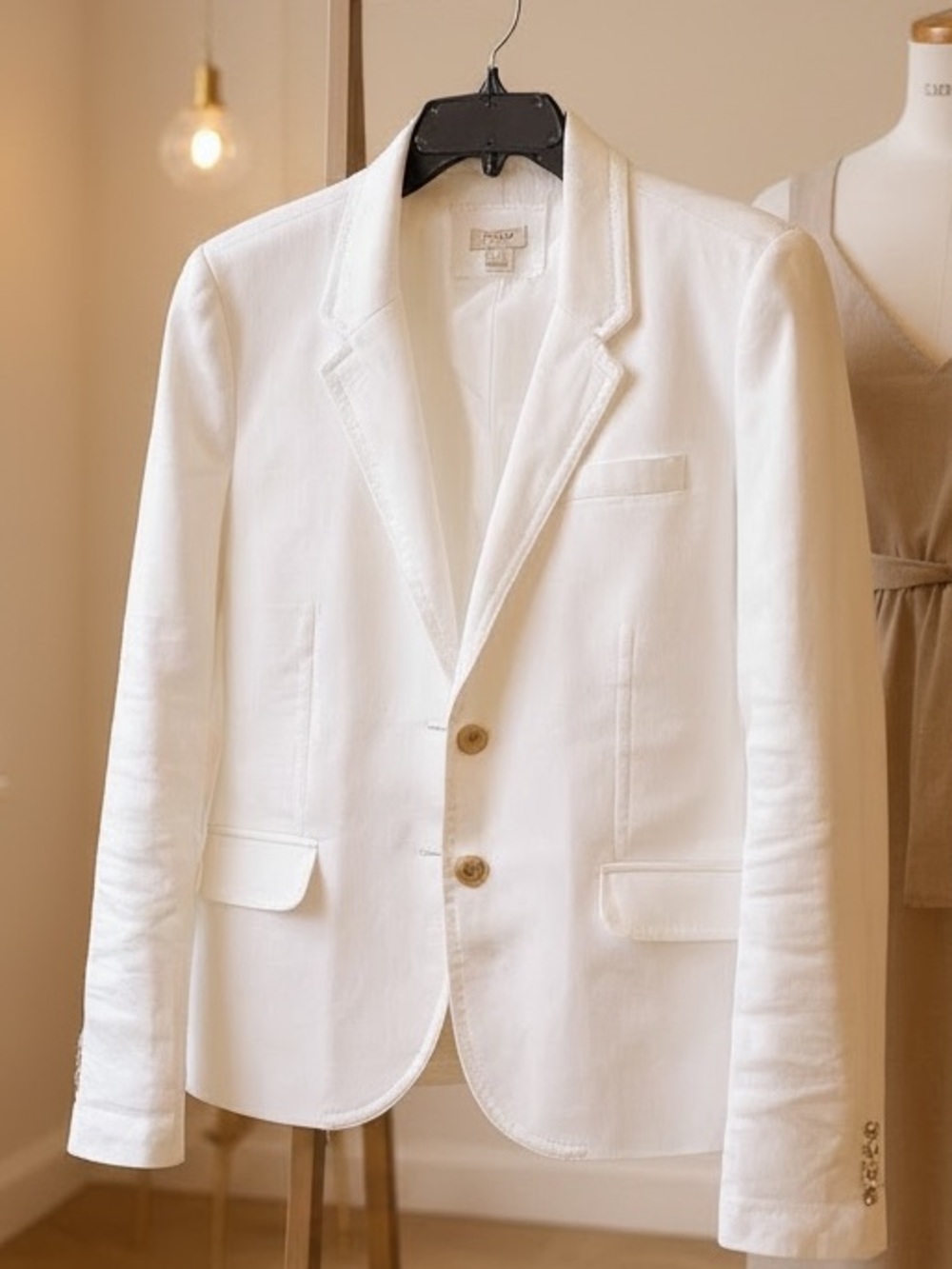 J. Crew Men's White Linen Blazer - Two-Button Sport Coat